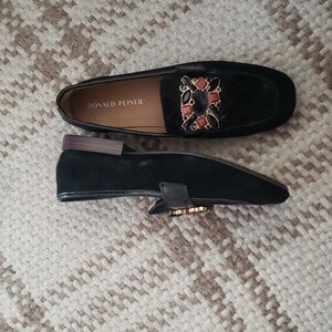 Donald Pilner Black loader shoes size 8